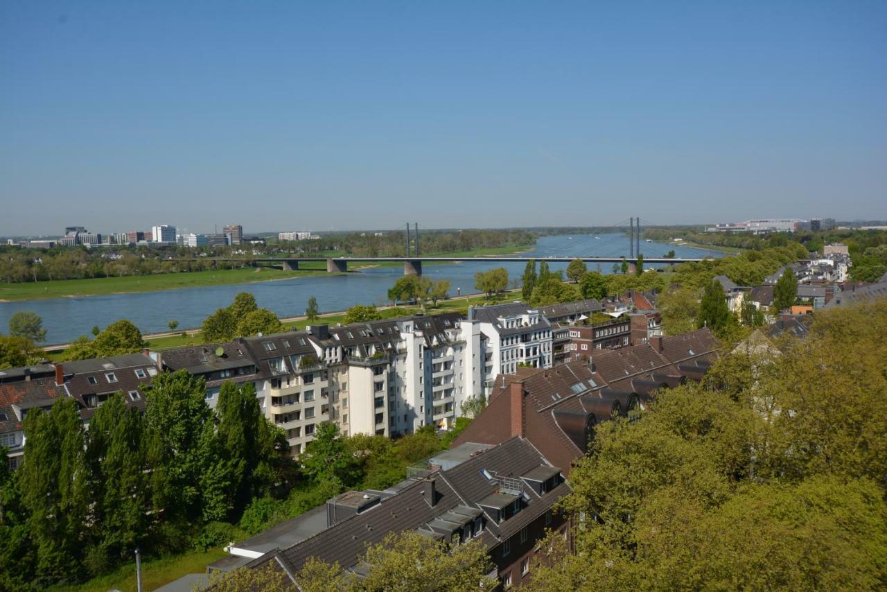 Luxury Apartment In Duesseldorf Near Trade Fair エクステリア 写真